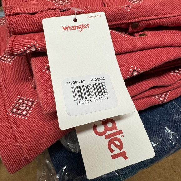 Wrangler Red Printed High-Rise Bold Boot Jeans - Picture 14 of 15